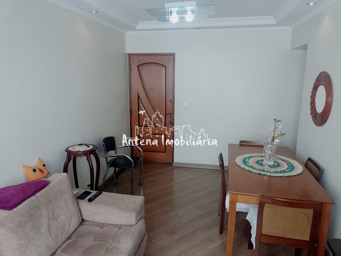 Apartamento à venda com 2 quartos, 64m² - Foto 1