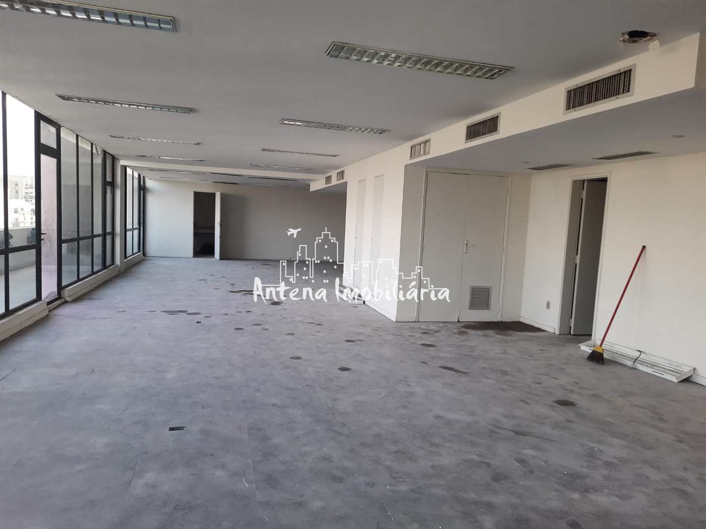 Prédio Inteiro para alugar, 343m² - Foto 3