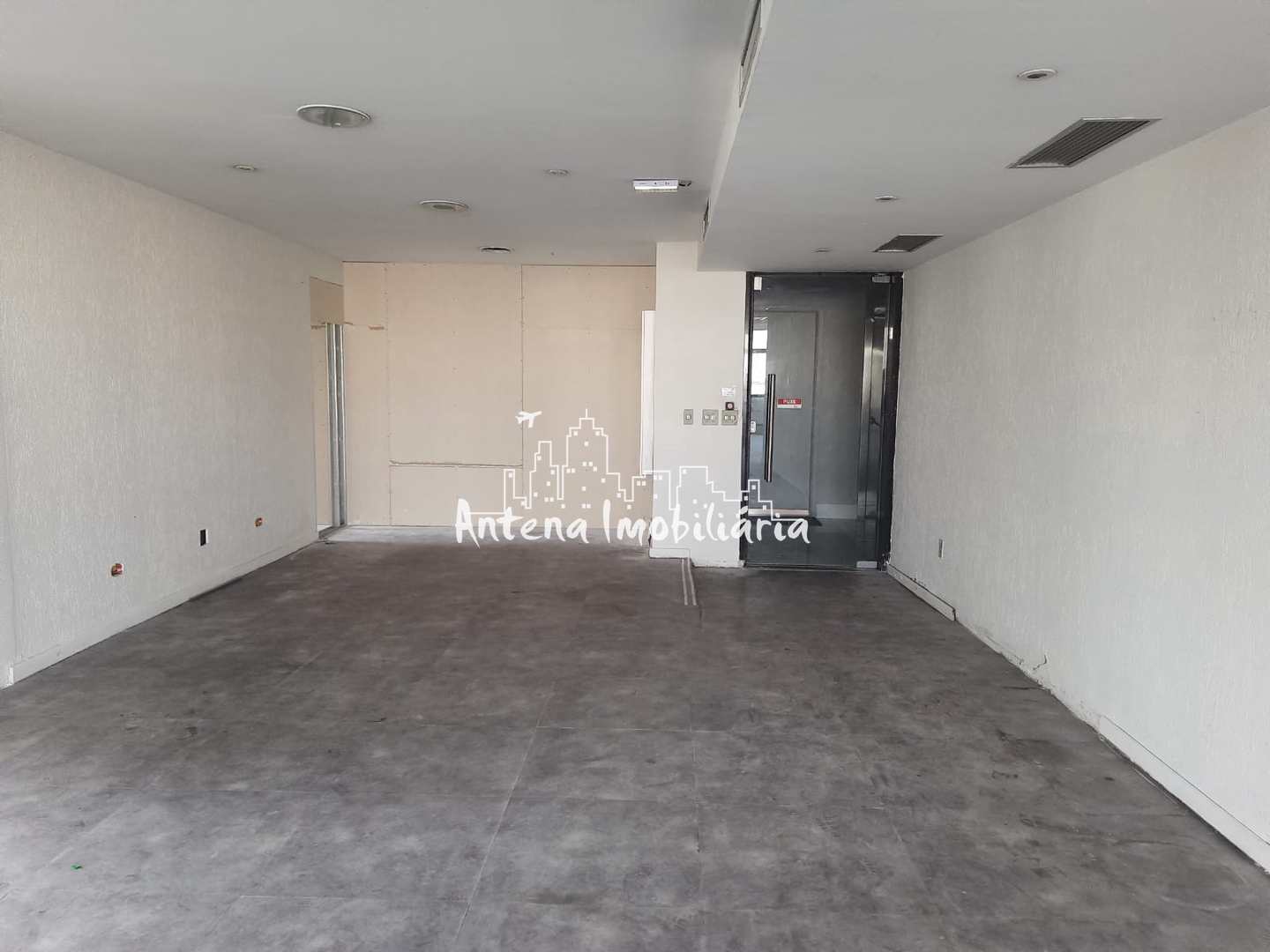 Prédio Inteiro para alugar, 343m² - Foto 2