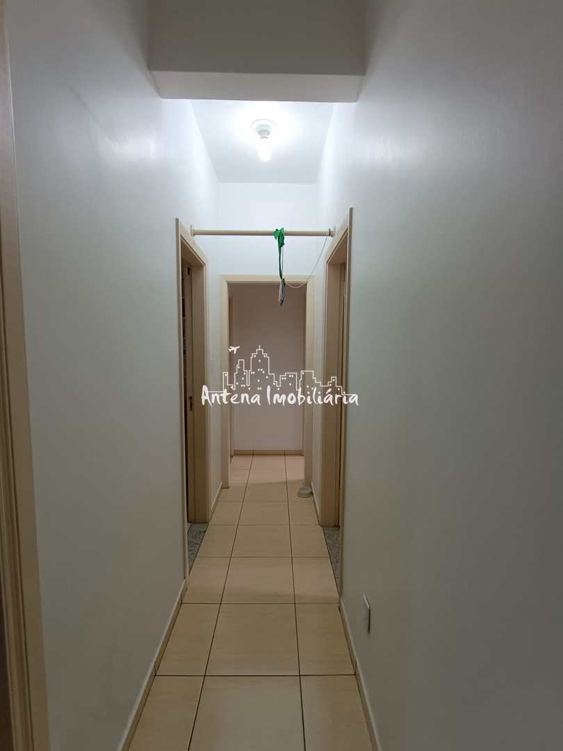 Apartamento à venda com 3 quartos, 111m² - Foto 3