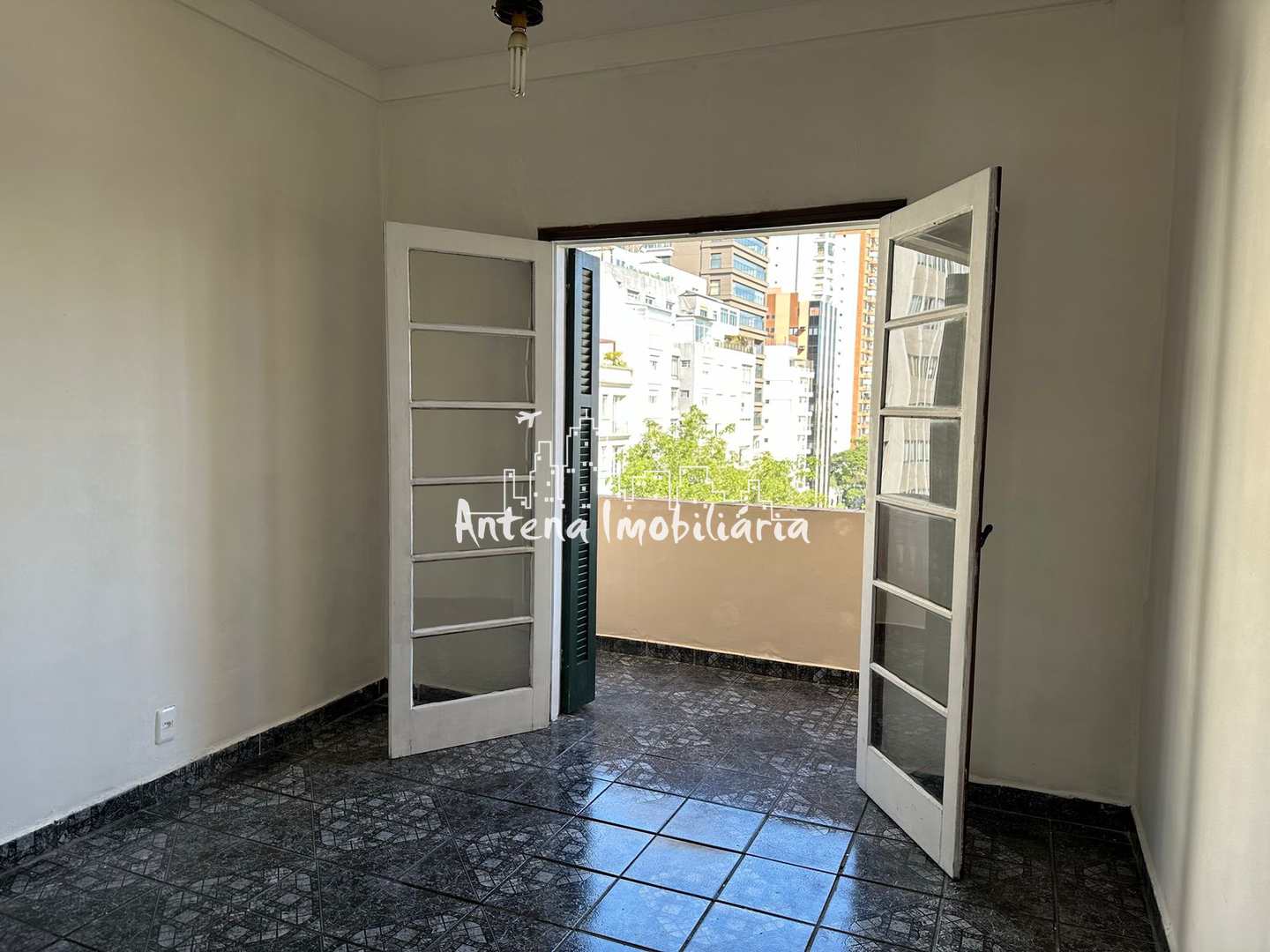 Apartamento à venda com 3 quartos, 163m² - Foto 8