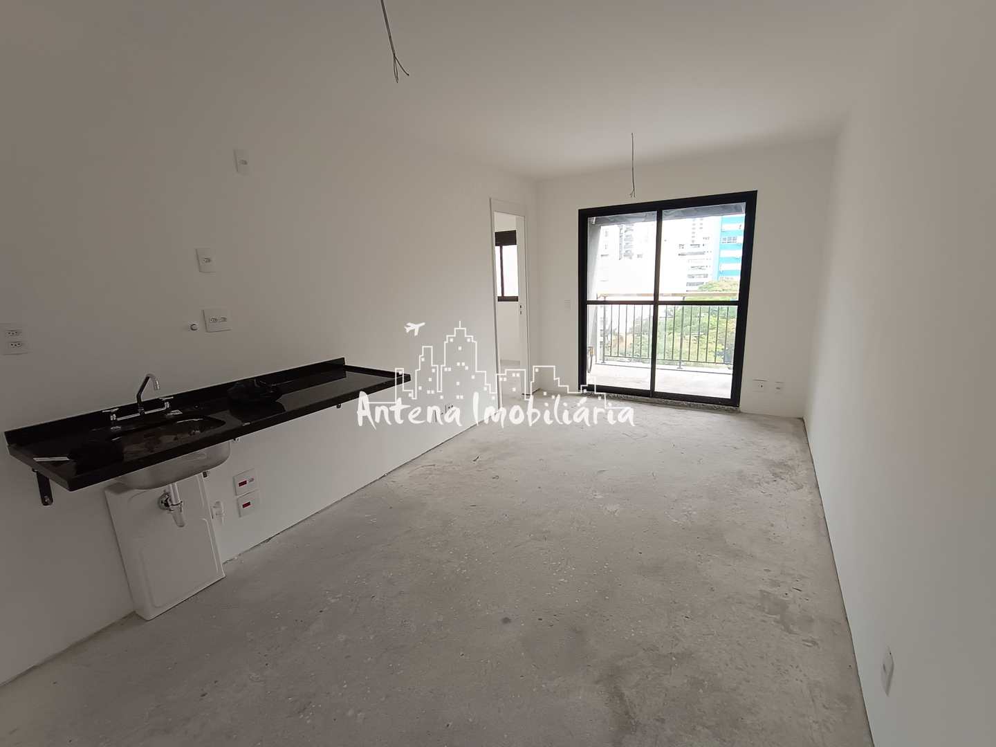 Apartamento à venda com 1 quarto, 38m² - Foto 1