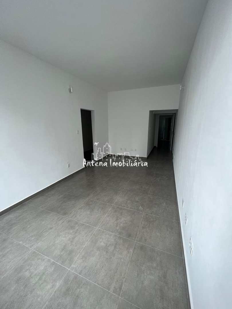 Apartamento à venda com 3 quartos, 89m² - Foto 2