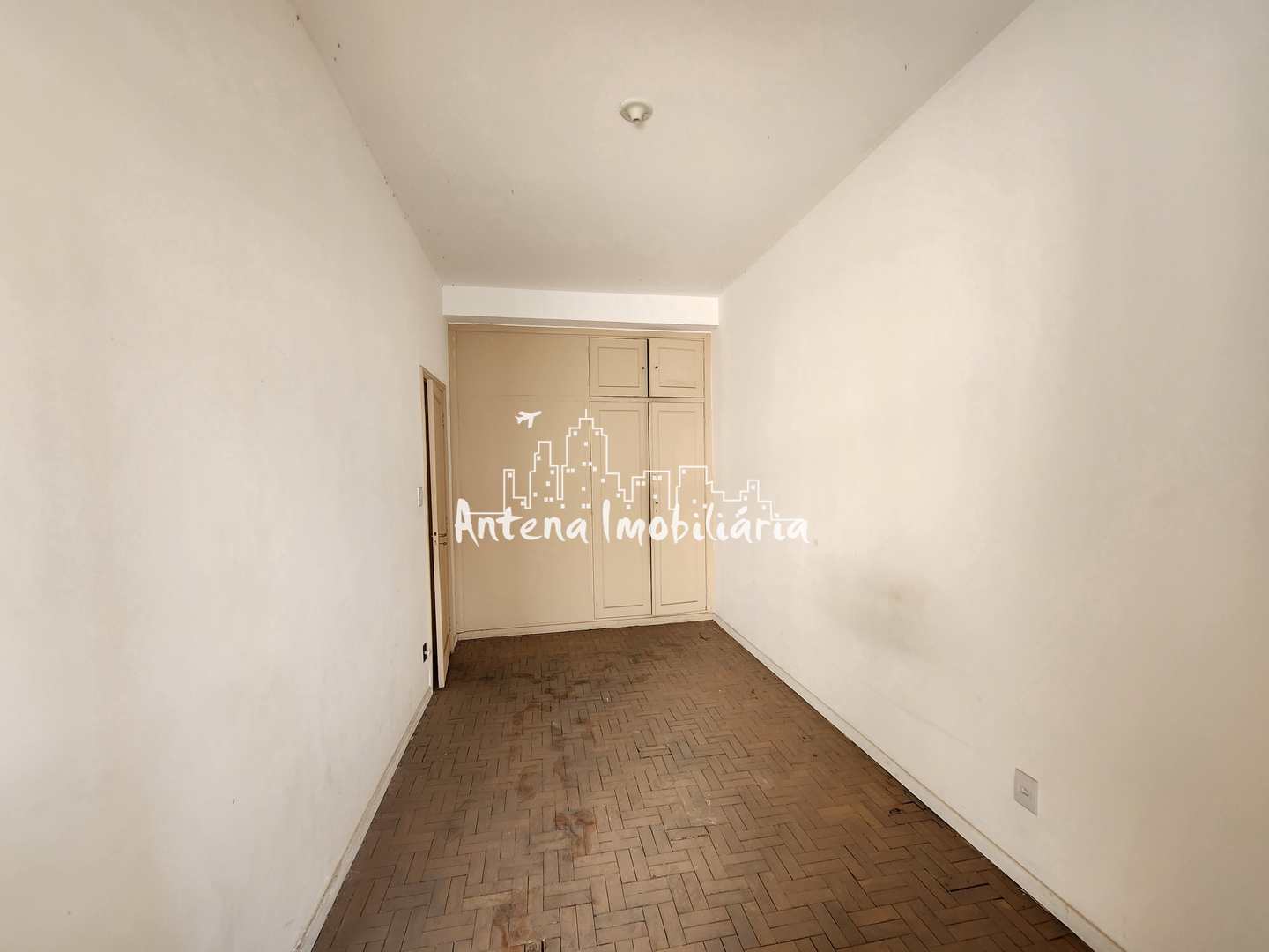 Apartamento à venda com 2 quartos, 130m² - Foto 10