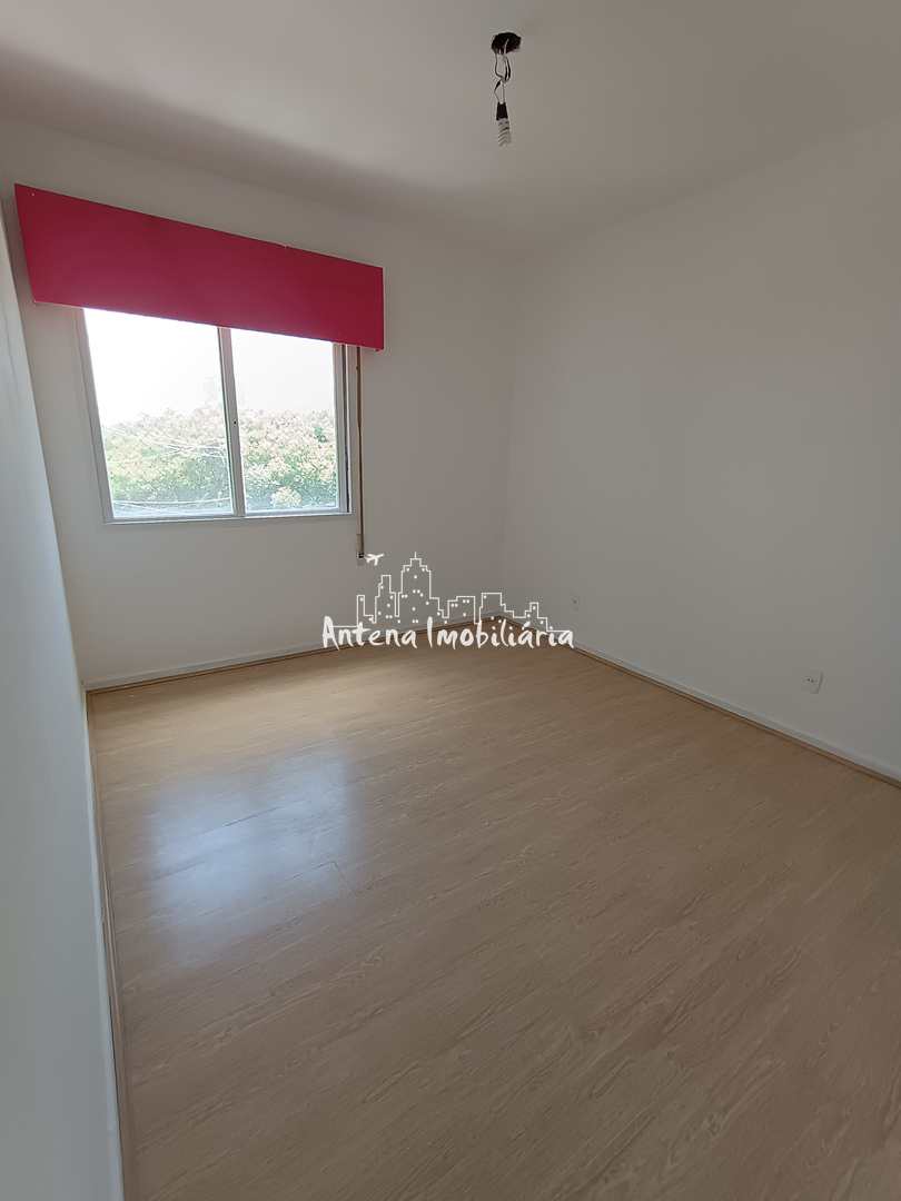 Apartamento à venda com 3 quartos, 128m² - Foto 4