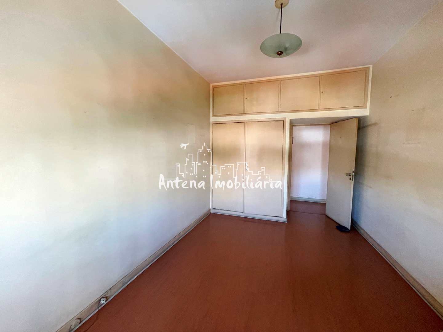 Apartamento à venda com 3 quartos, 176m² - Foto 11