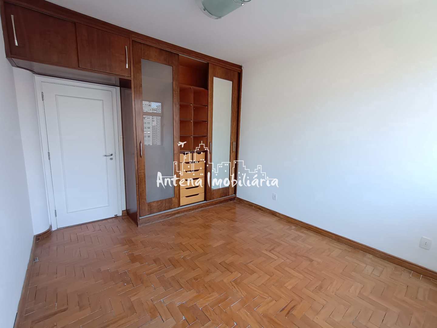 Apartamento à venda com 2 quartos, 55m² - Foto 7