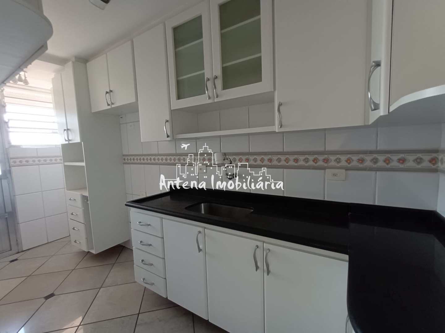 Apartamento à venda com 2 quartos, 55m² - Foto 11