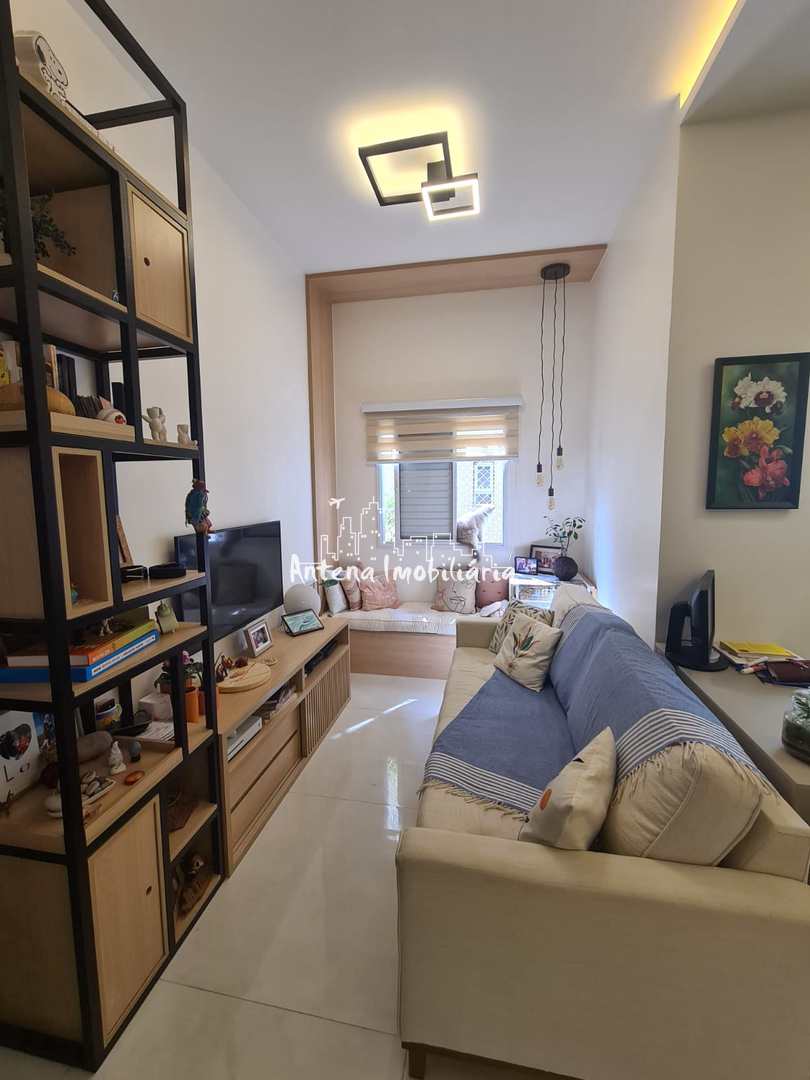 Apartamento à venda com 2 quartos, 65m² - Foto 1