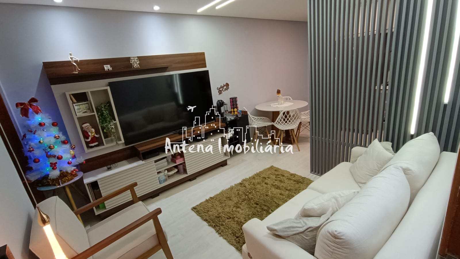 Apartamento à venda com 2 quartos, 55m² - Foto 1