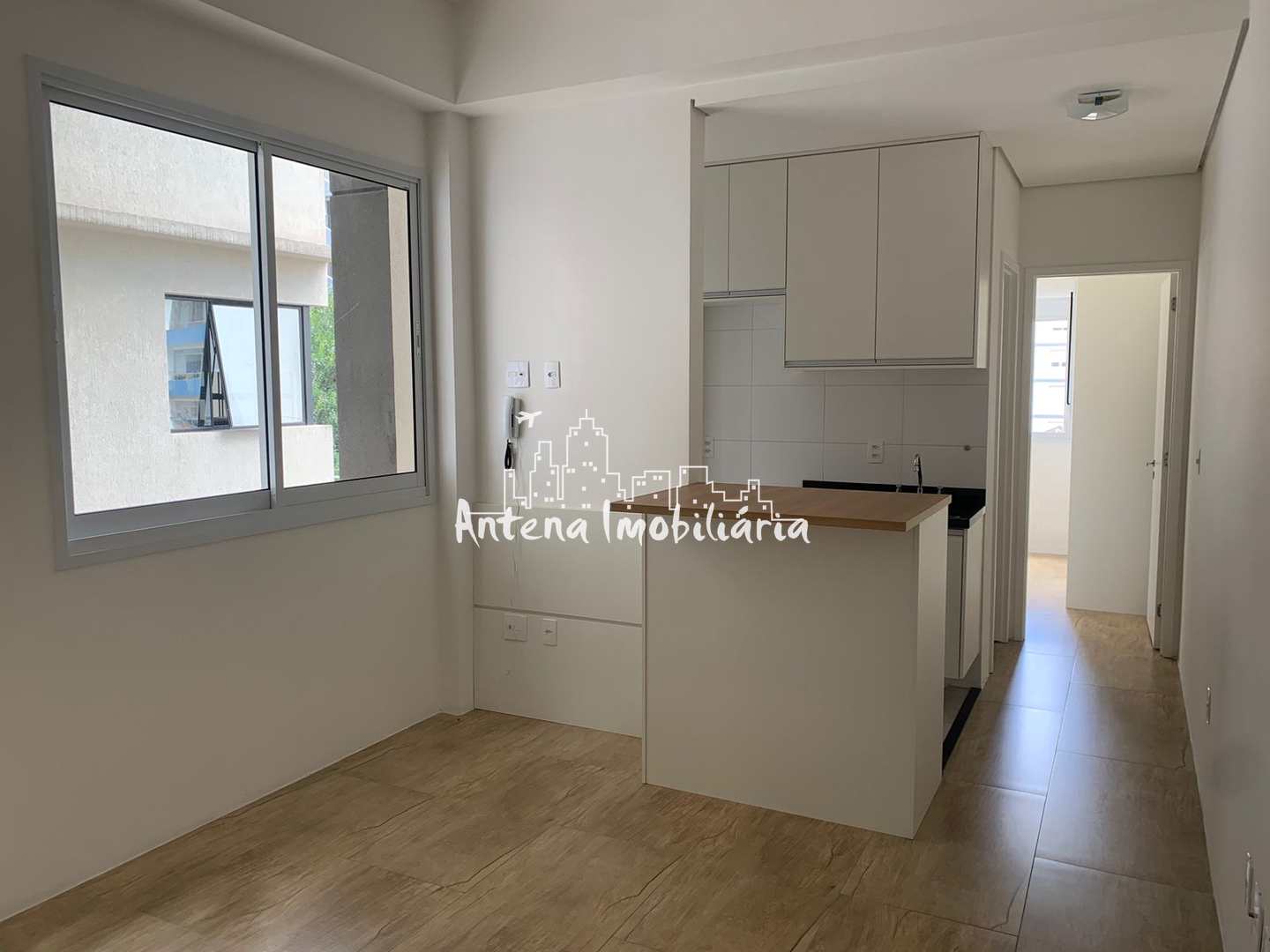 Apartamento à venda com 1 quarto, 35m² - Foto 1