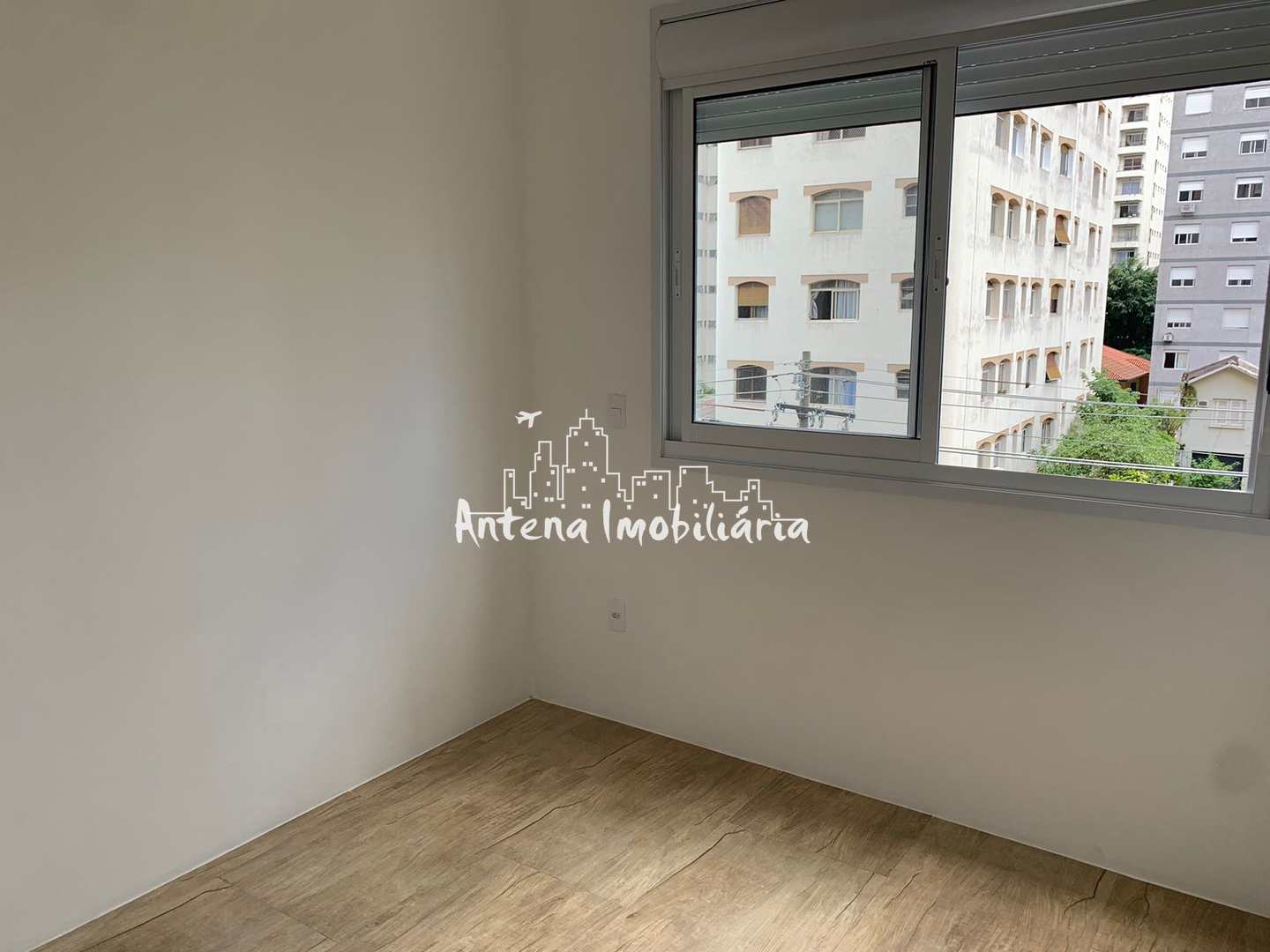 Apartamento à venda com 1 quarto, 35m² - Foto 4