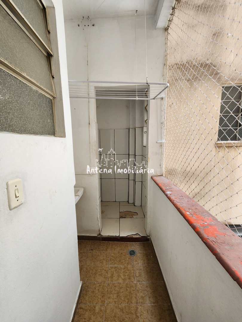 Apartamento à venda com 2 quartos, 65m² - Foto 11