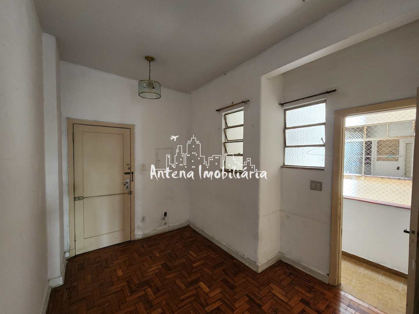 Apartamento à venda com 2 quartos, 65m² - Foto 3