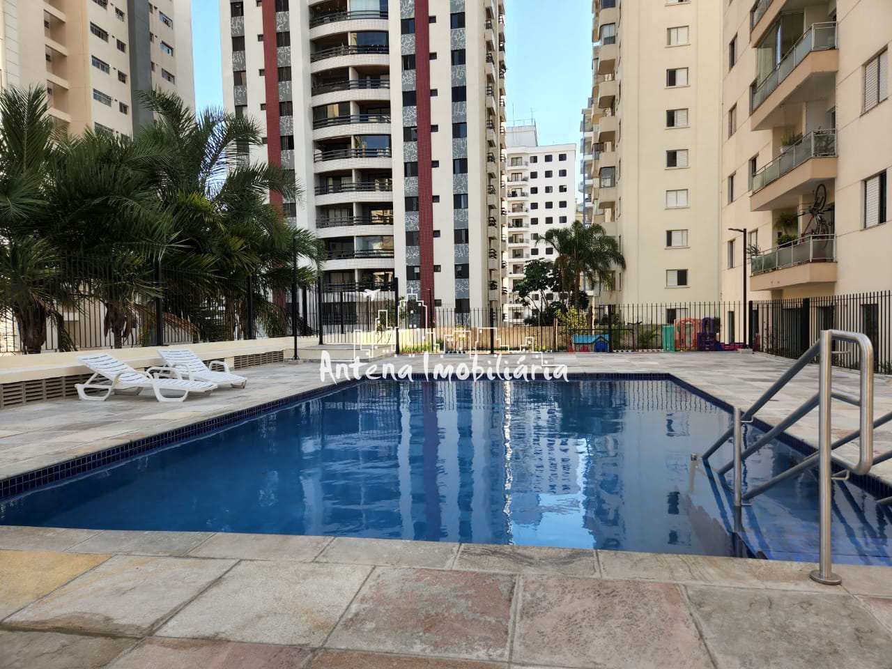 Apartamento à venda com 2 quartos, 71m² - Foto 25