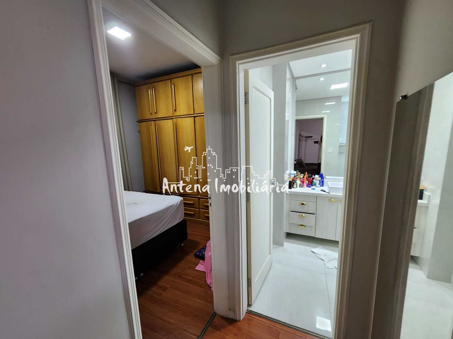 Apartamento à venda com 2 quartos, 76m² - Foto 10