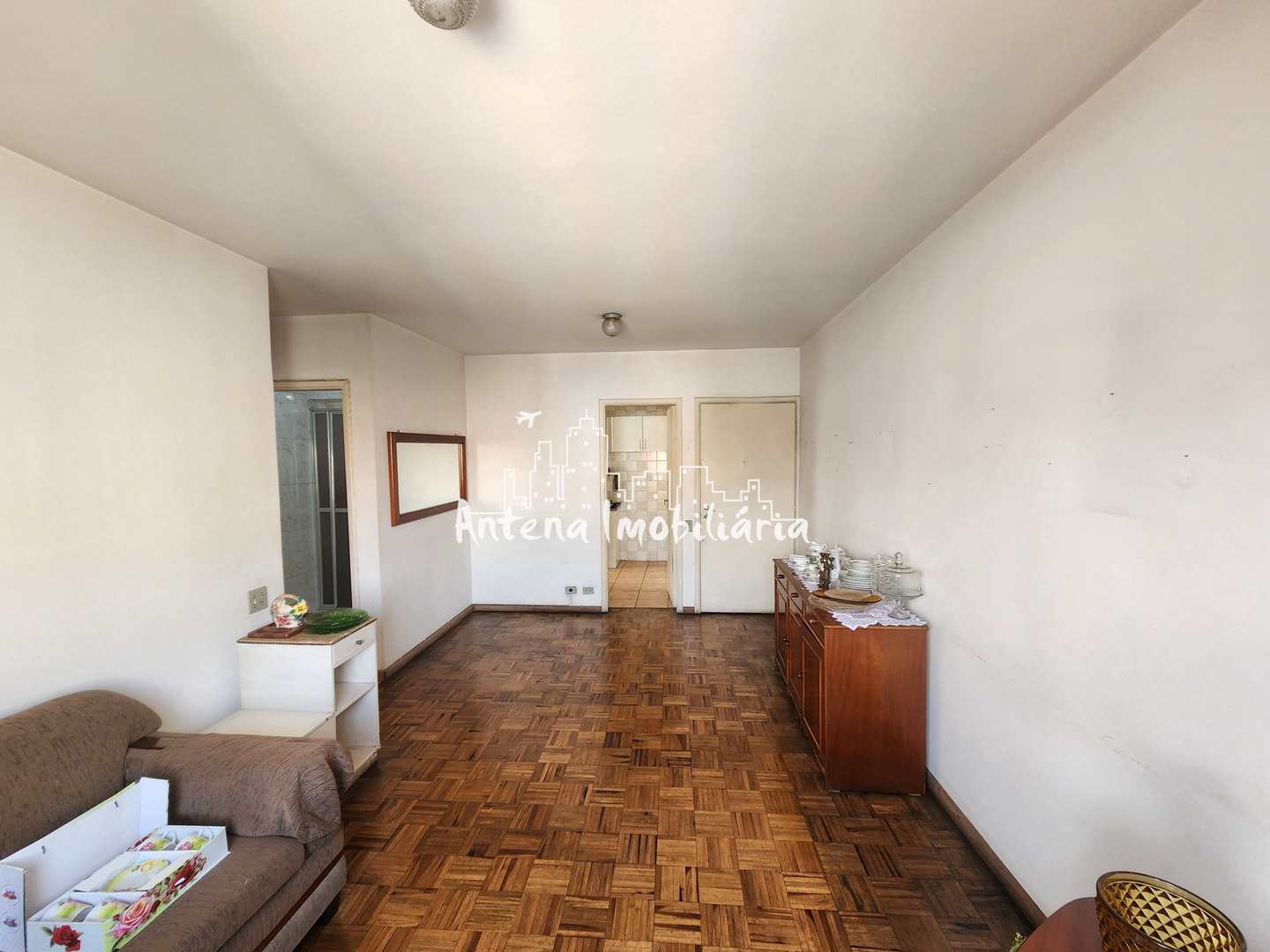 Apartamento à venda com 2 quartos, 73m² - Foto 2