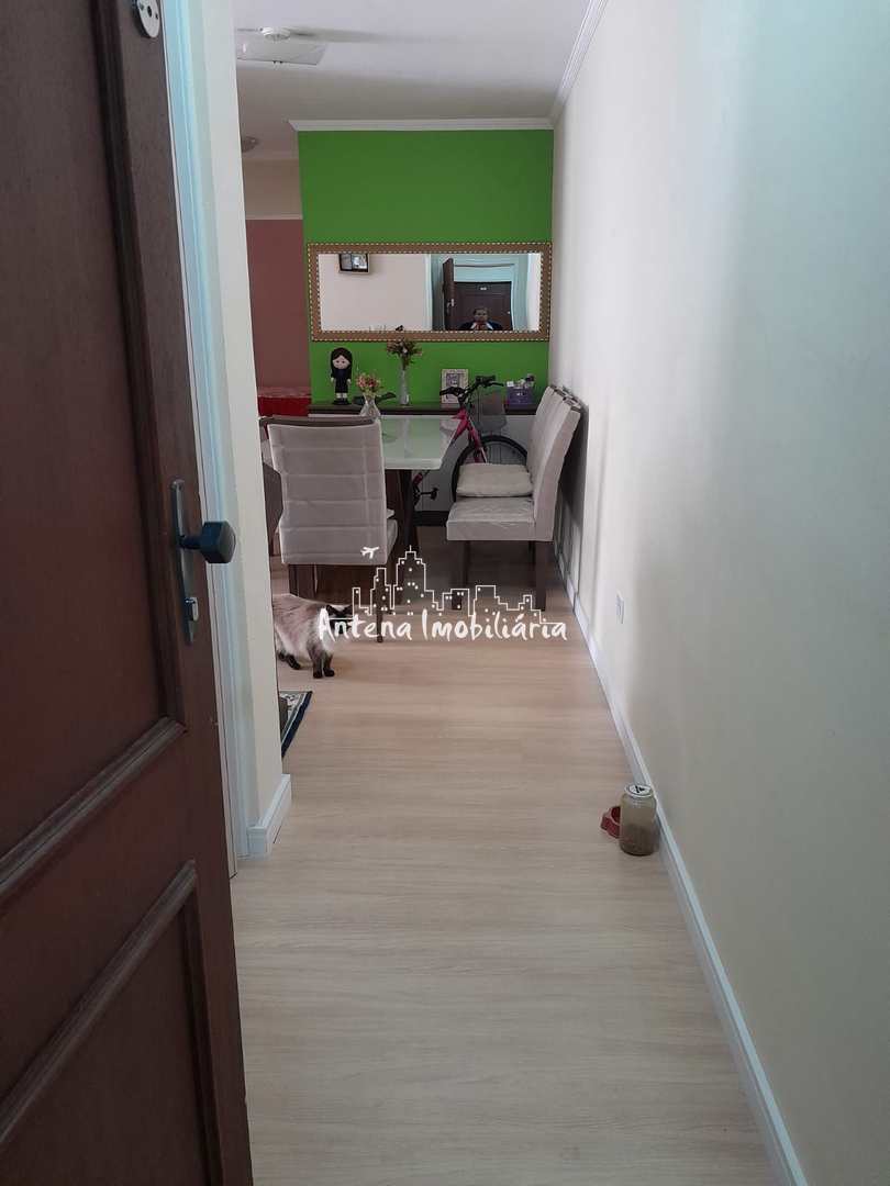 Apartamento à venda com 2 quartos, 60m² - Foto 3