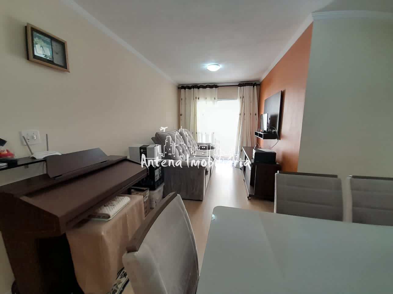 Apartamento à venda com 2 quartos, 60m² - Foto 1