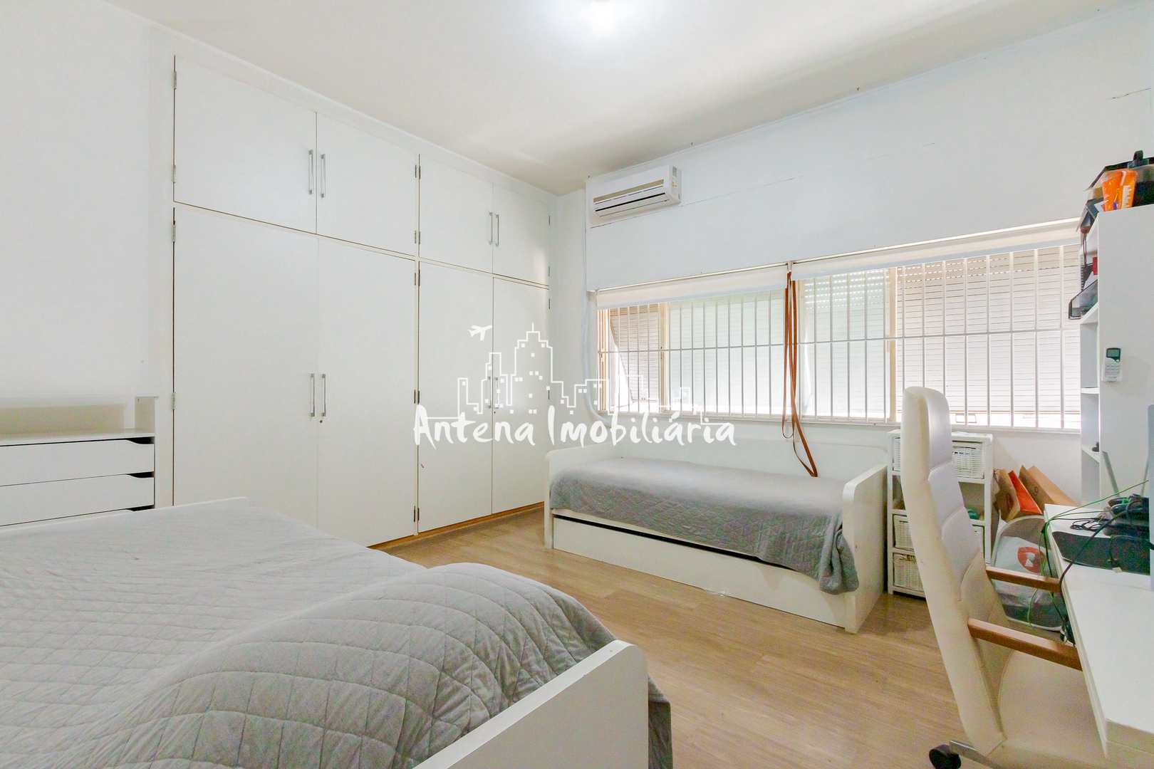 Apartamento à venda com 3 quartos, 260m² - Foto 17