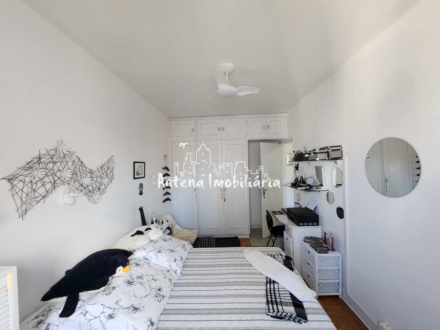 Apartamento à venda com 2 quartos, 80m² - Foto 9