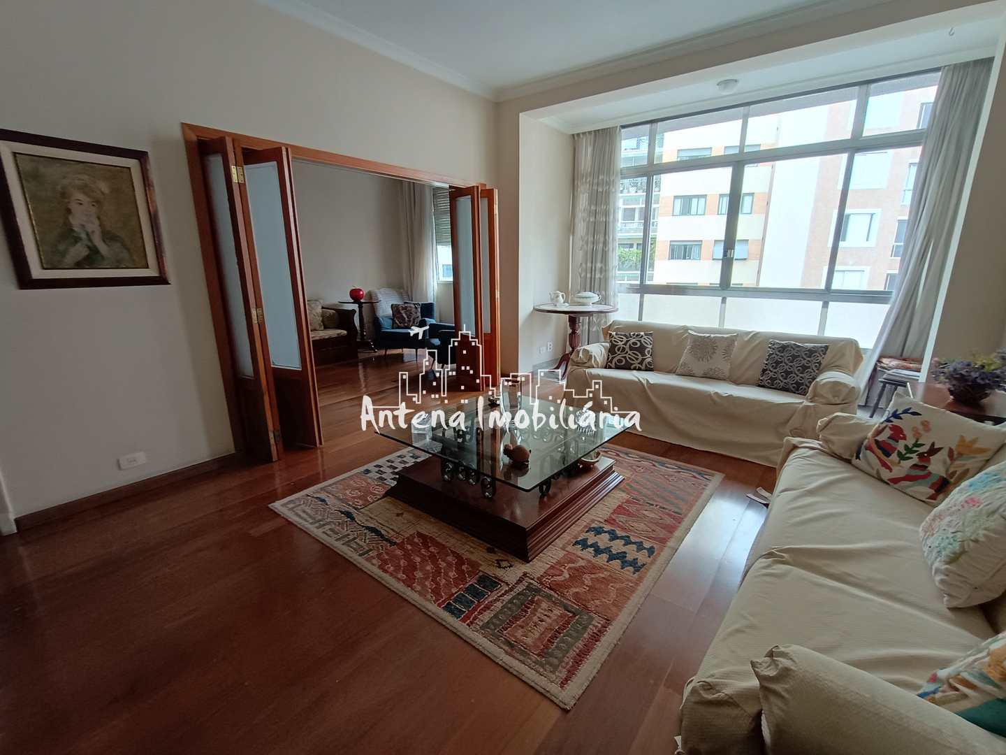 Apartamento à venda com 2 quartos, 170m² - Foto 1