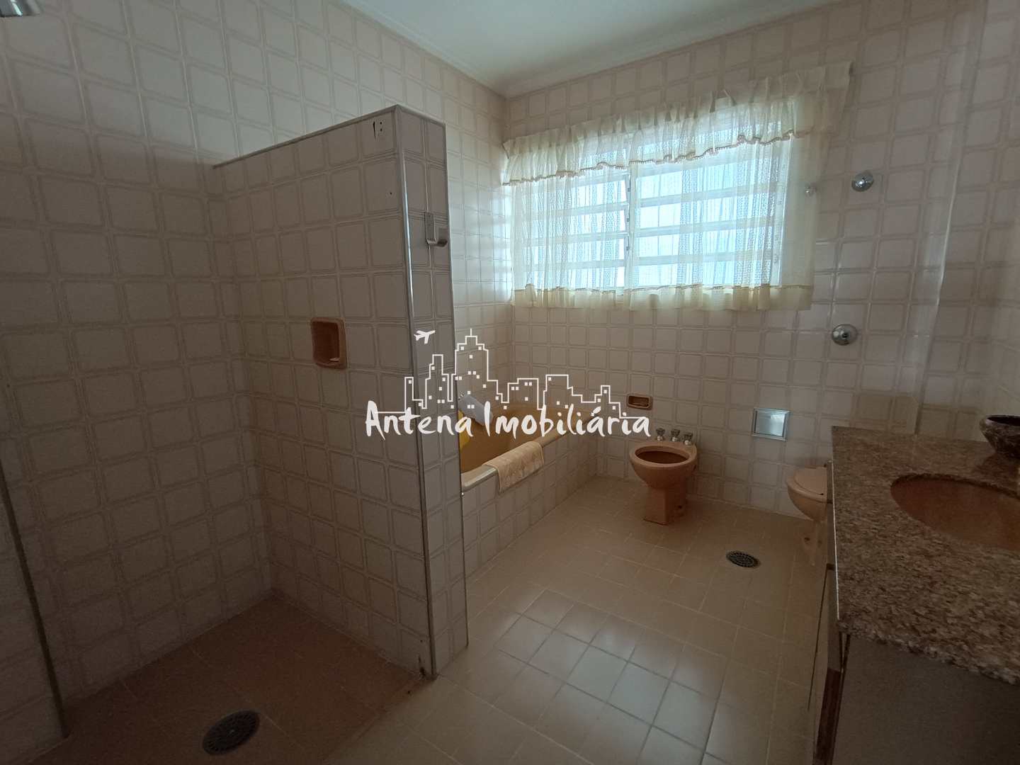 Apartamento à venda com 2 quartos, 170m² - Foto 18