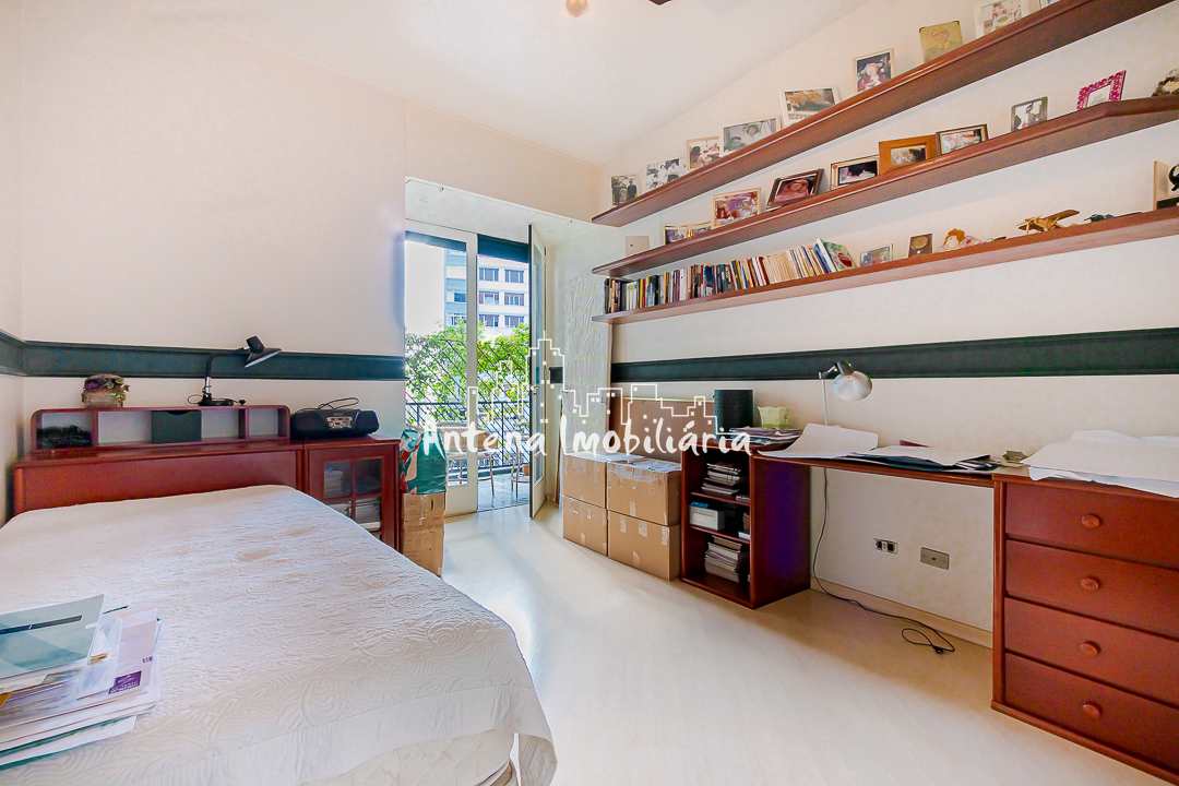 Apartamento à venda com 3 quartos, 244m² - Foto 14