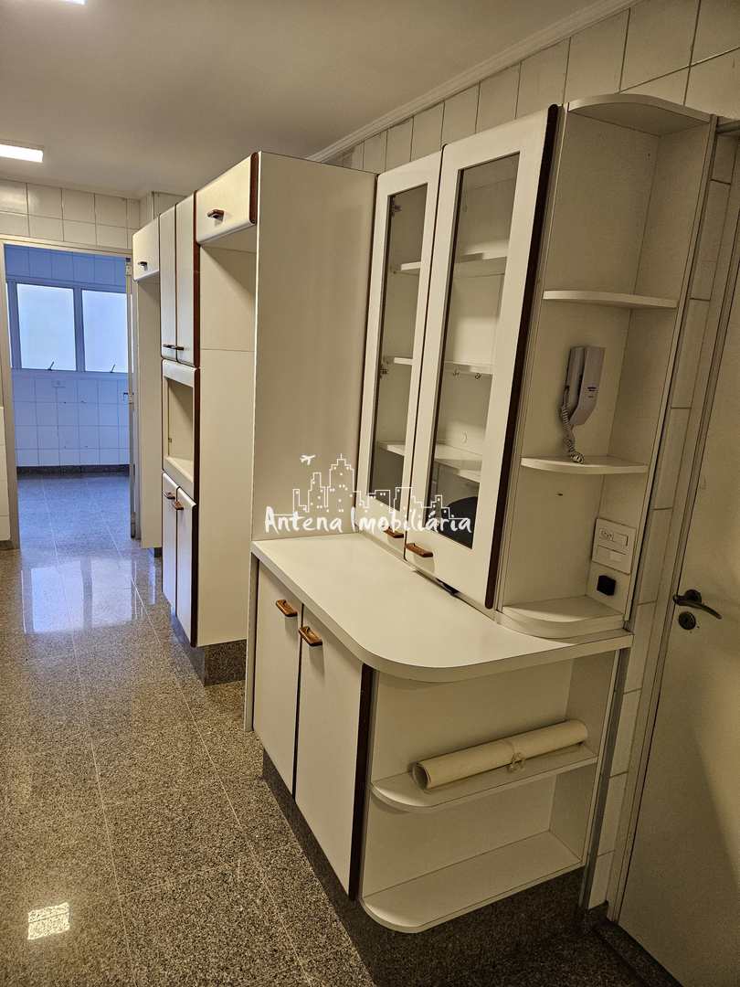 Apartamento para alugar com 3 quartos, 175m² - Foto 21