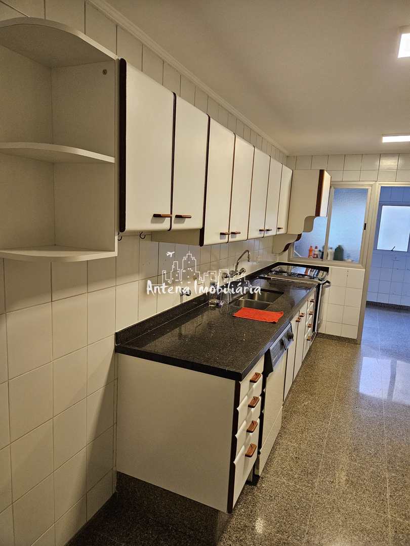 Apartamento para alugar com 3 quartos, 175m² - Foto 20