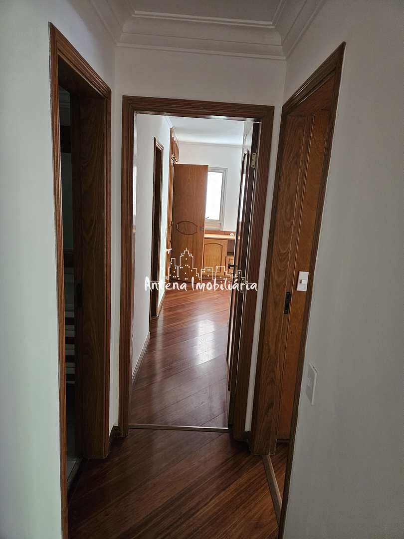 Apartamento para alugar com 3 quartos, 175m² - Foto 8