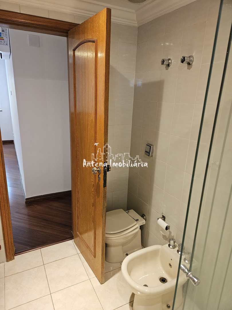 Apartamento para alugar com 3 quartos, 175m² - Foto 18