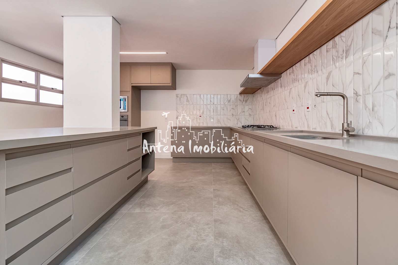 Apartamento à venda com 3 quartos, 268m² - Foto 34