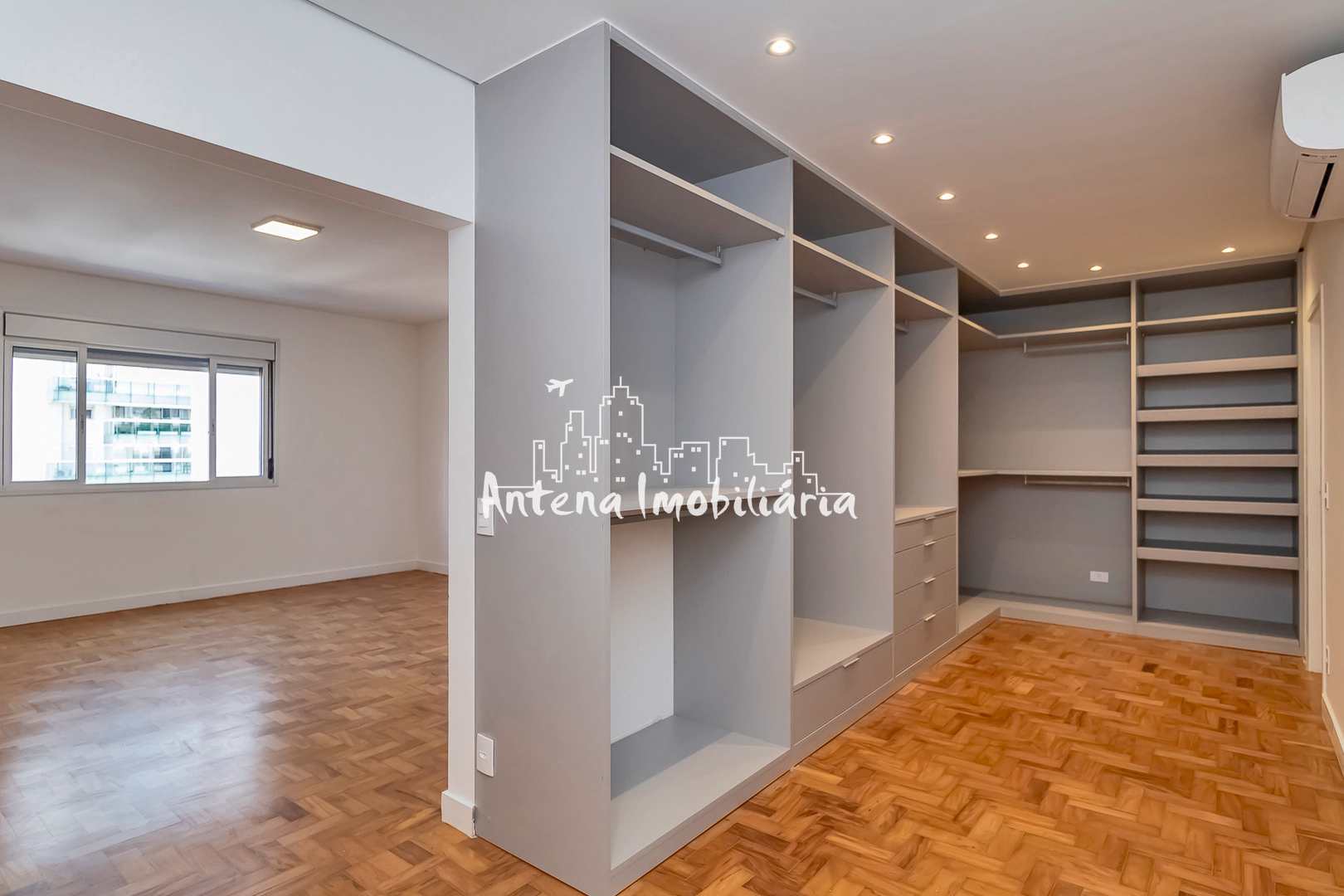 Apartamento à venda com 3 quartos, 268m² - Foto 26