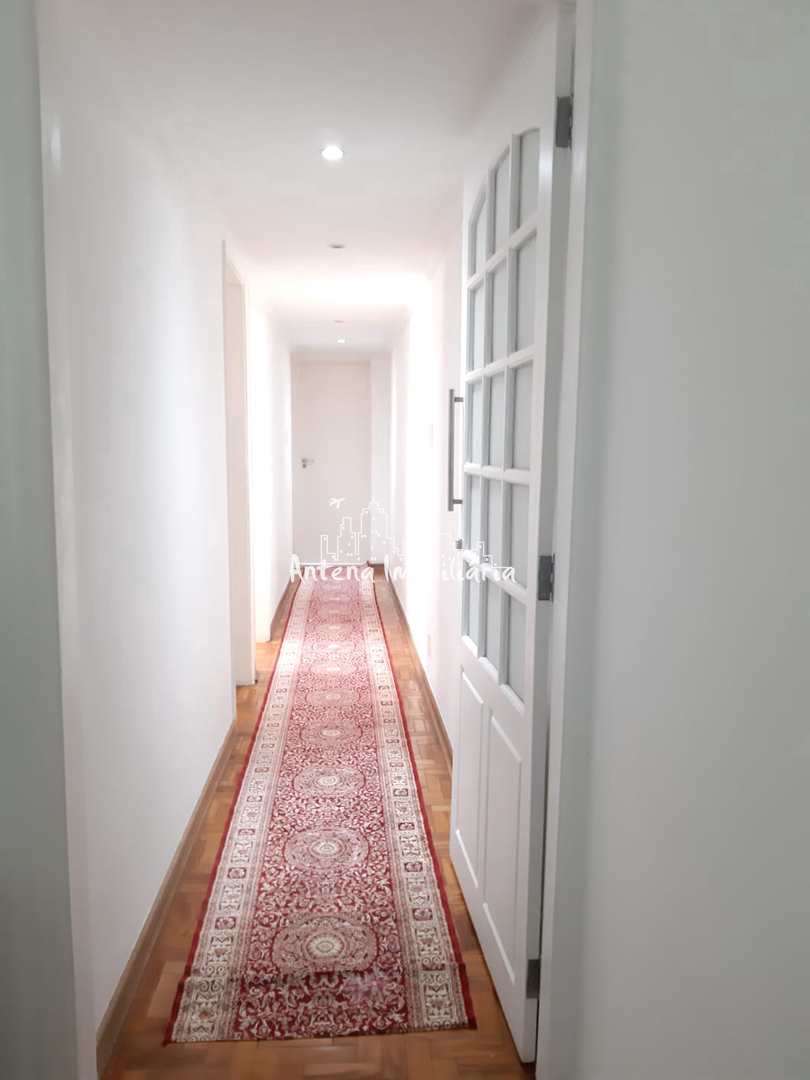 Apartamento à venda com 3 quartos, 180m² - Foto 5