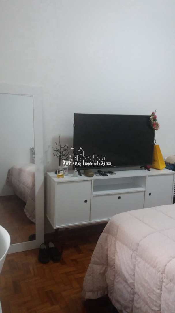 Apartamento à venda com 3 quartos, 180m² - Foto 9