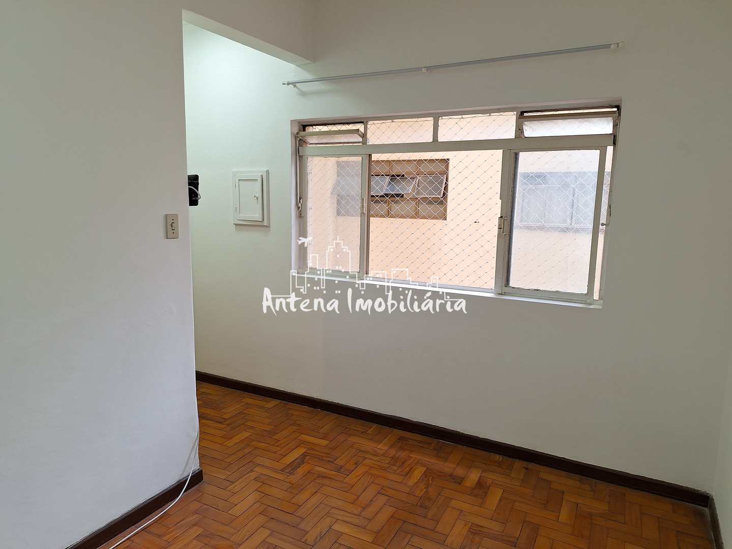 Apartamento à venda com 1 quarto, 46m² - Foto 2