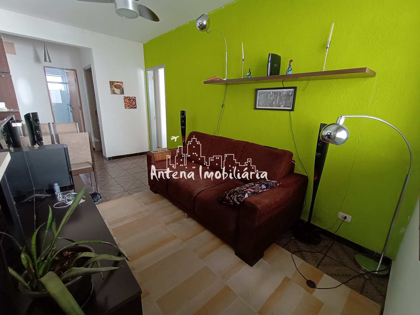 Apartamento à venda com 1 quarto, 50m² - Foto 2