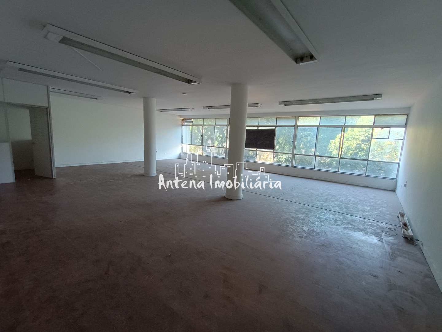 Prédio Inteiro à venda, 102m² - Foto 2