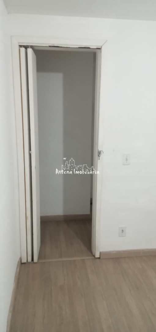 Apartamento à venda com 2 quartos, 45m² - Foto 4