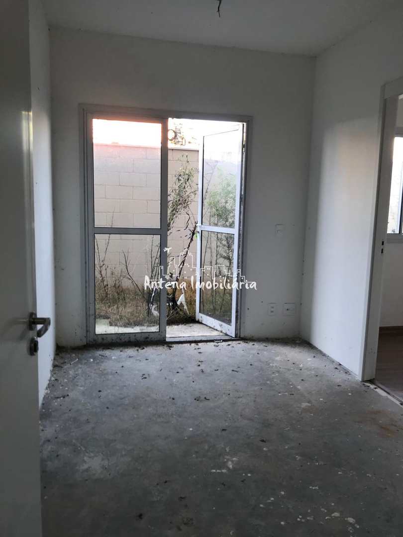 Apartamento à venda com 2 quartos, 66m² - Foto 2