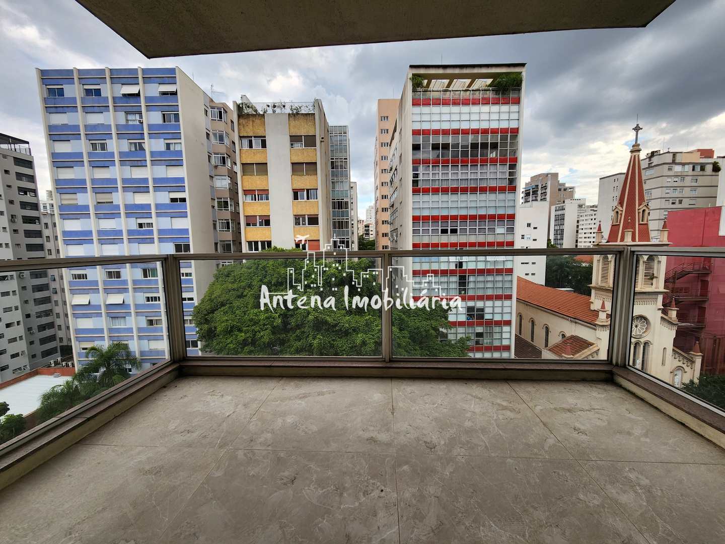 Apartamento à venda e aluguel com 3 quartos, 237m² - Foto 3