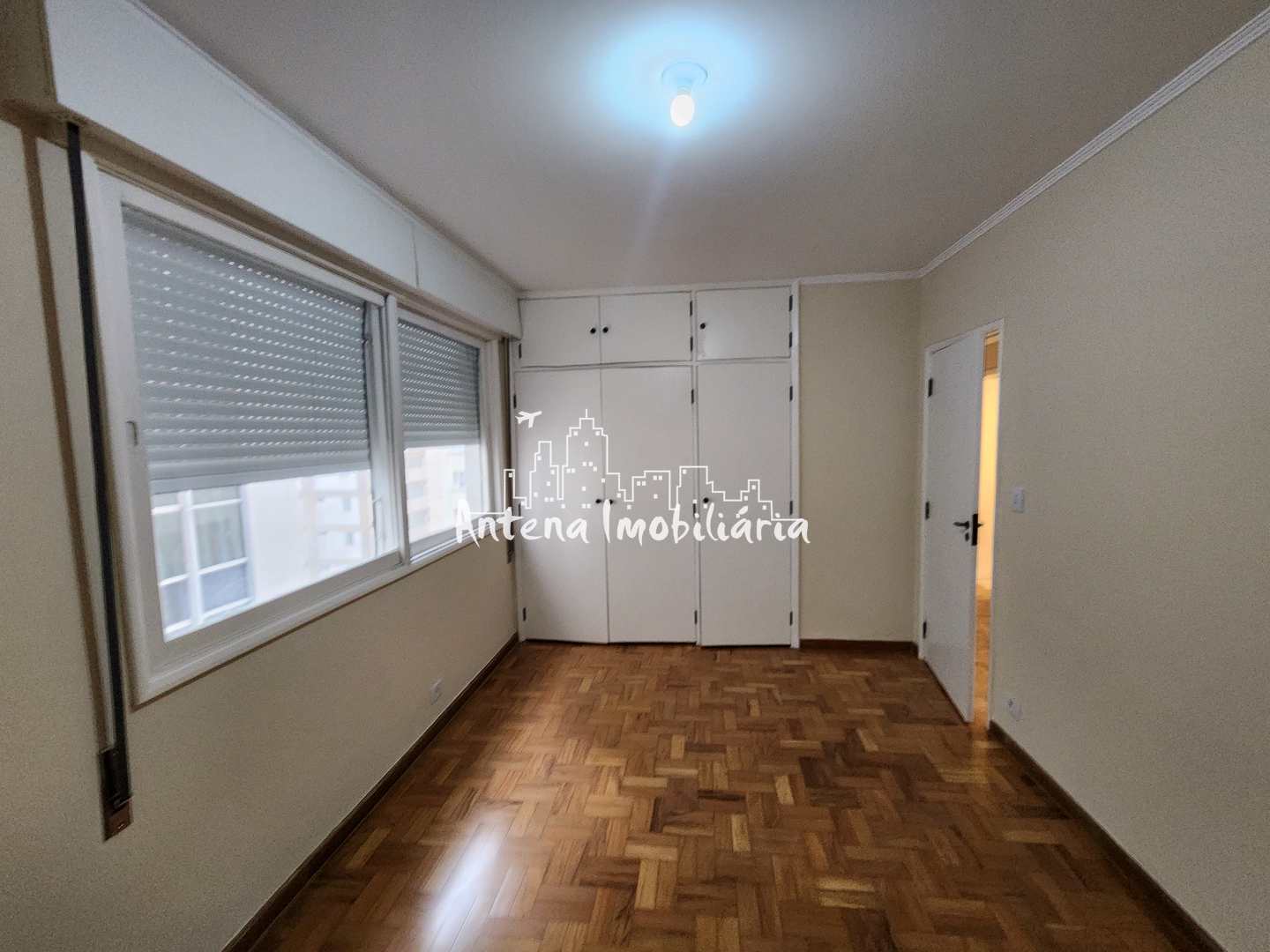 Apartamento à venda e aluguel com 3 quartos, 237m² - Foto 10