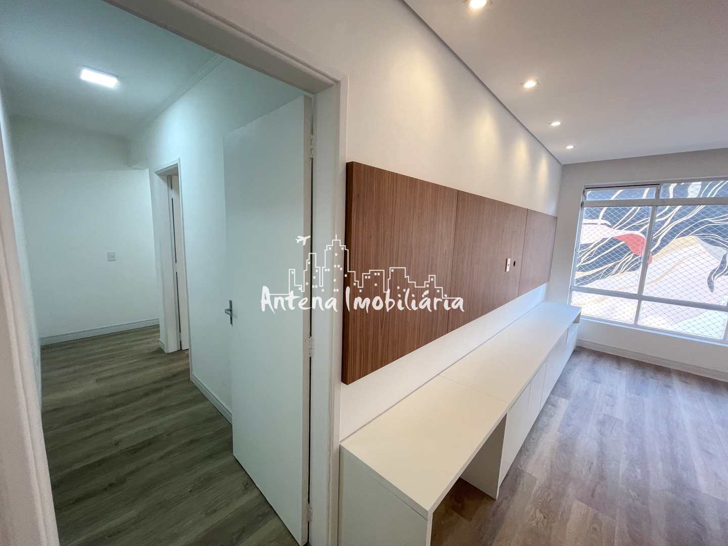 Apartamento à venda com 2 quartos, 100m² - Foto 4