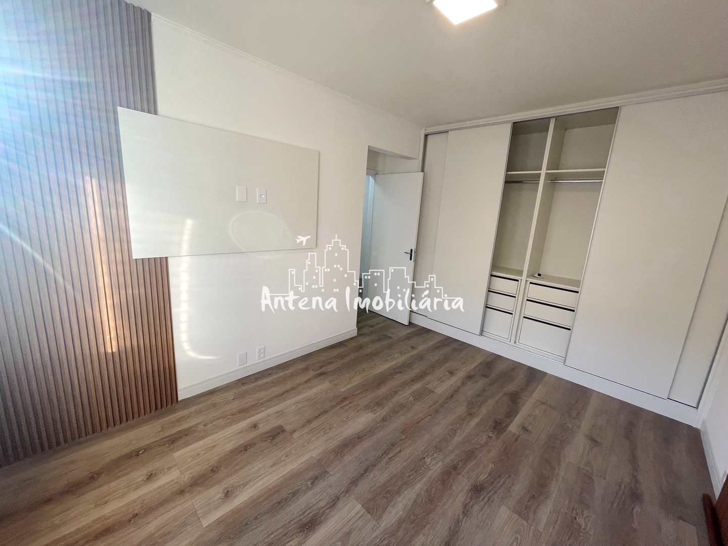 Apartamento à venda com 2 quartos, 100m² - Foto 10