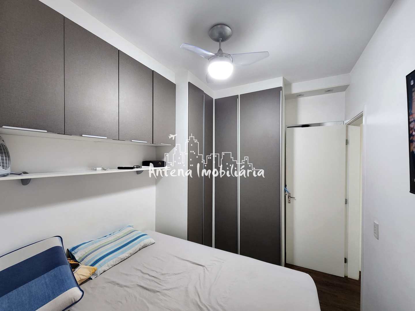 Apartamento à venda com 2 quartos, 54m² - Foto 9