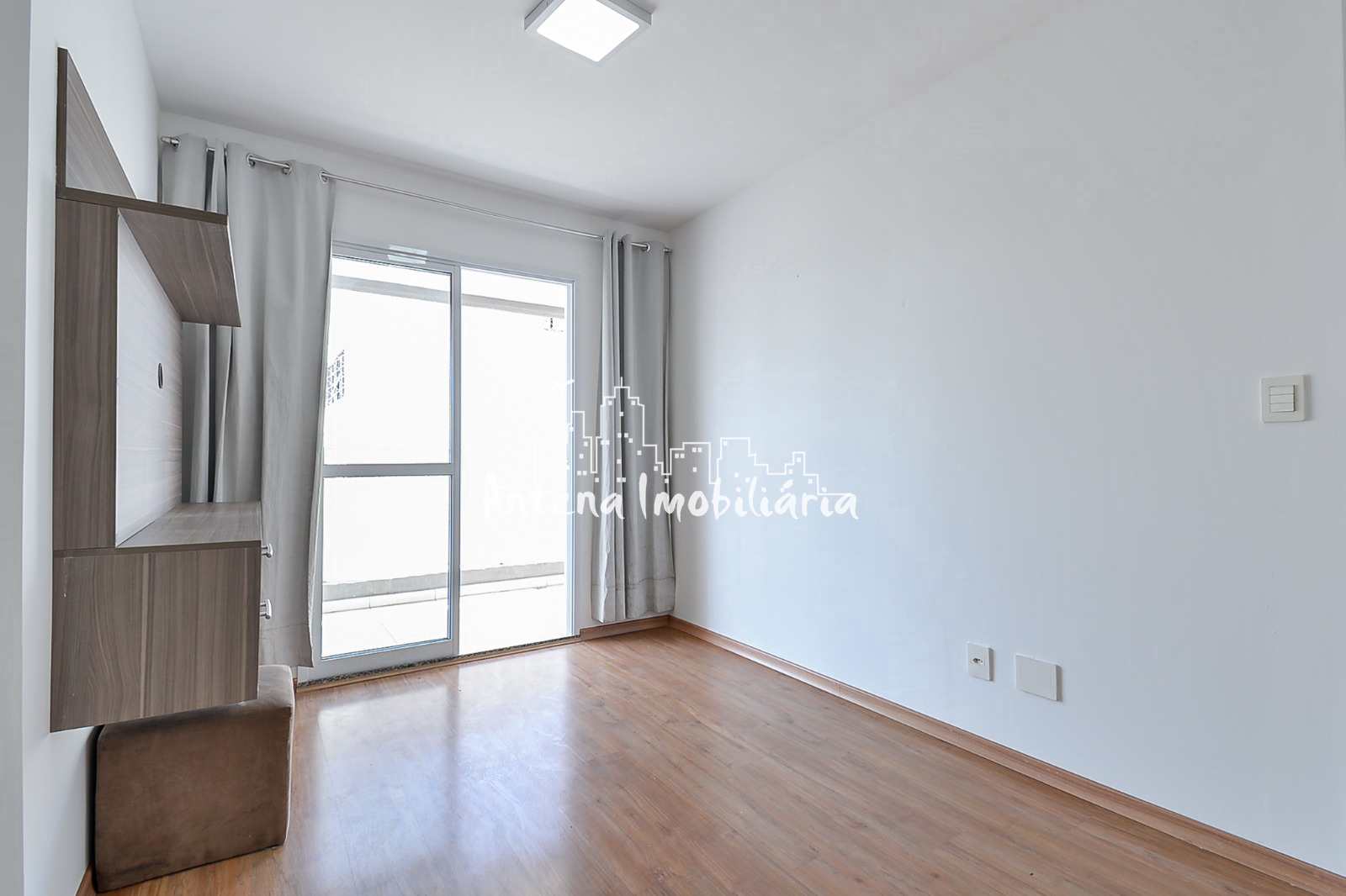 Apartamento à venda com 1 quarto, 48m² - Foto 1