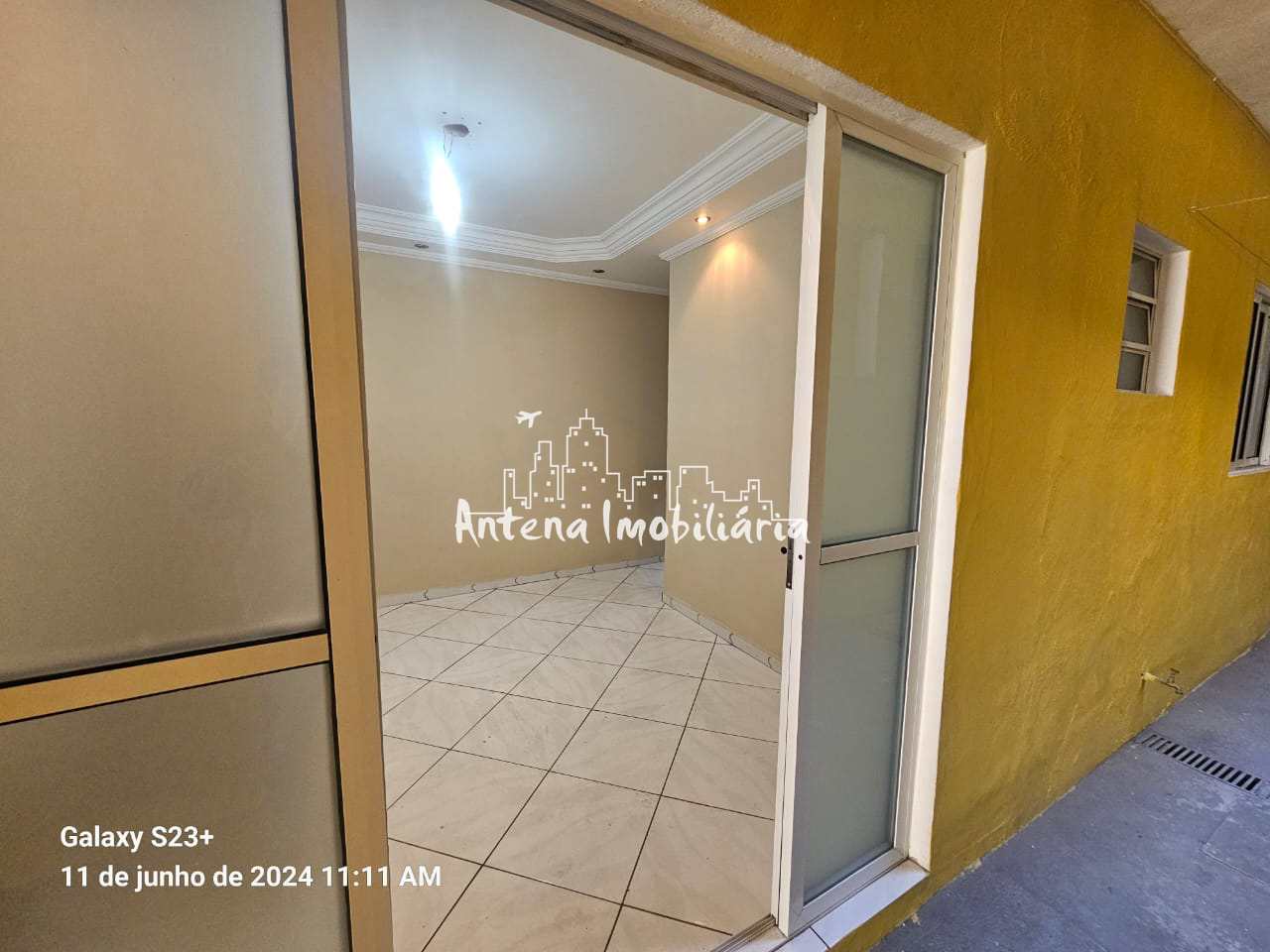 Casa à venda com 3 quartos, 180m² - Foto 11