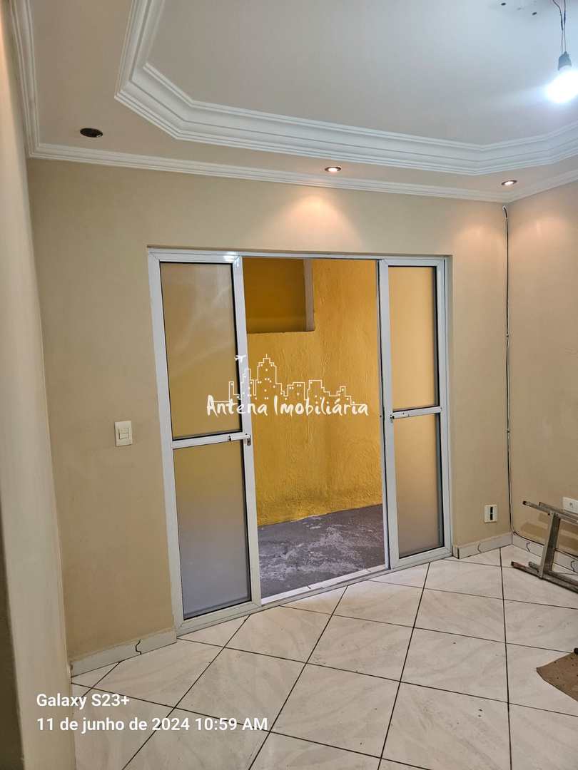 Casa à venda com 3 quartos, 180m² - Foto 2