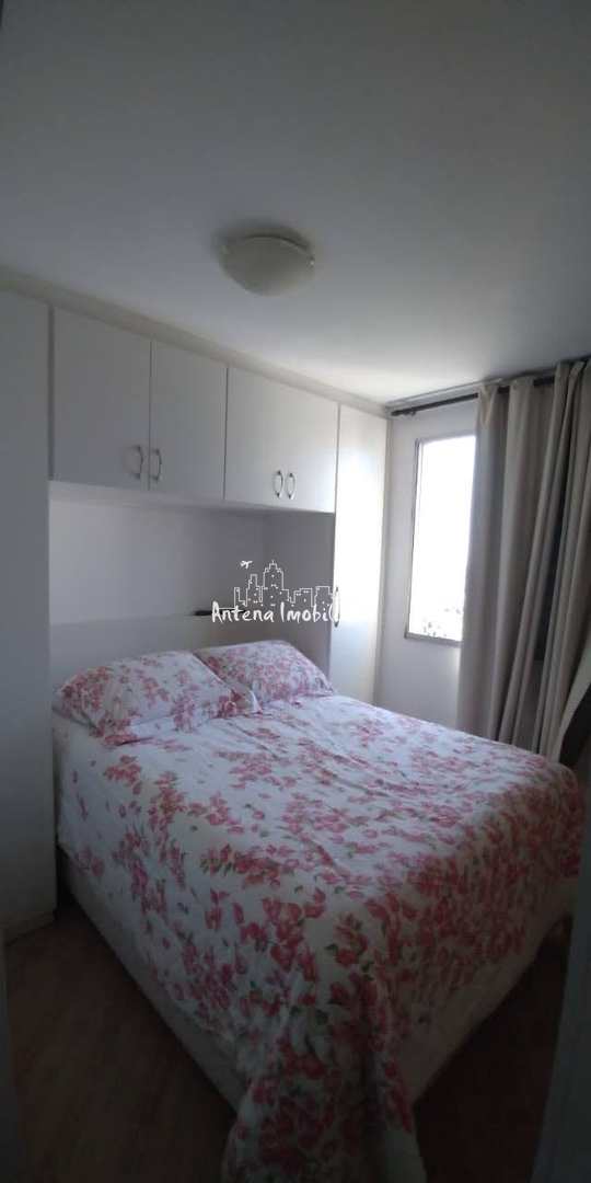 Apartamento à venda com 2 quartos, 45m² - Foto 4